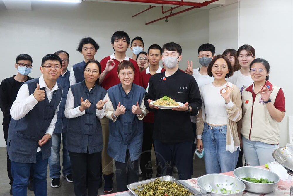 響應世界地球日 極樂寺青年學習「蔬食創業料理」